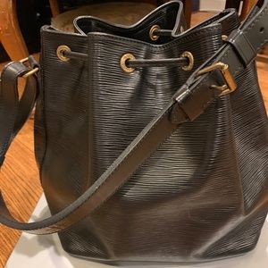 Louis Vuitton Black Epi Leather Petite Noe (Noir)